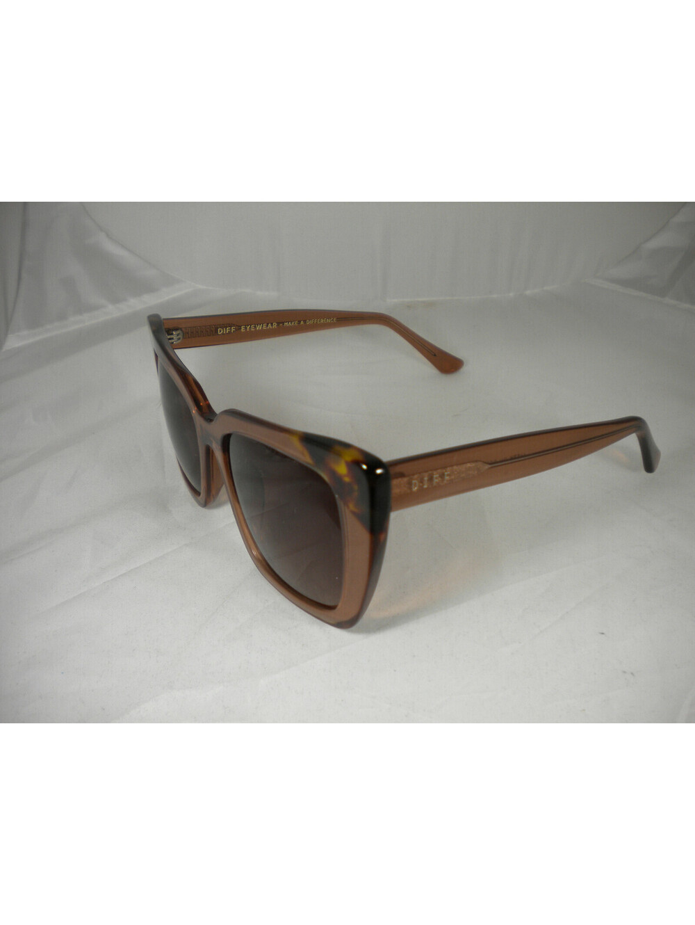 Diff Eyewear Lizzy DU-BG180 (DE-34)